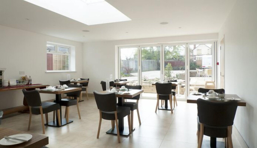 Food & Drinks 4, Park Lodge Guest House, Hampshire