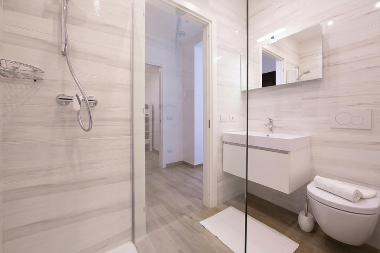 Bathroom 4, Villa Evelyn Terrazzo, Como