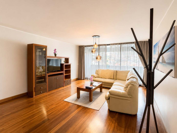 Room 5, Hillside Elegance Apartment, Machico