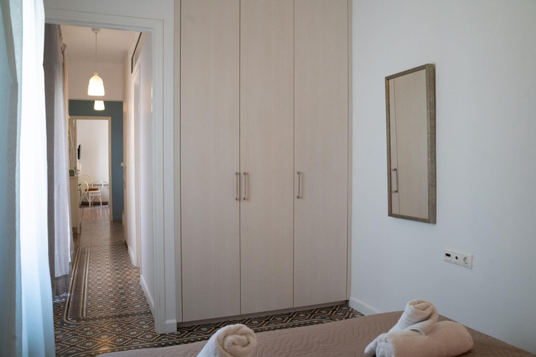 Room 4, Eclectic Urban Nest in Heraklion, Crete