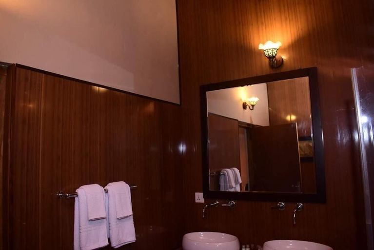 Bathroom 3, The Black Forest Beach Resort - Nilaveli, Kuchchaveli