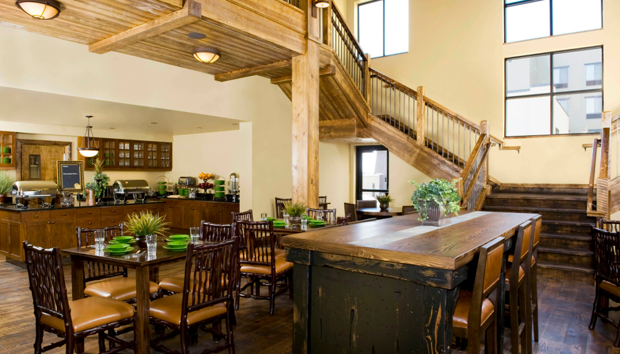 Food & Drinks 5, Homewood Suites by Hilton Bozeman, Gallatin