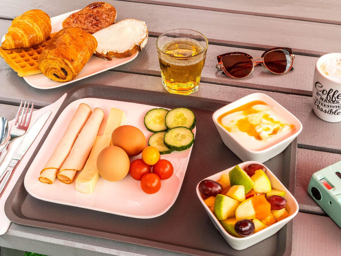 Food & Drinks 5, ibis budget Porte d'Aubervilliers, Seine-Saint-Denis