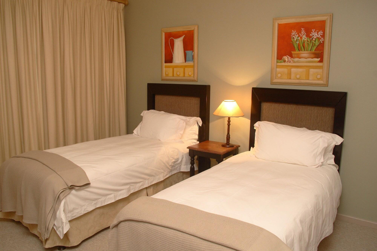 Bedroom 2, Pinnacle Point Beach & Golf Resort, Eden