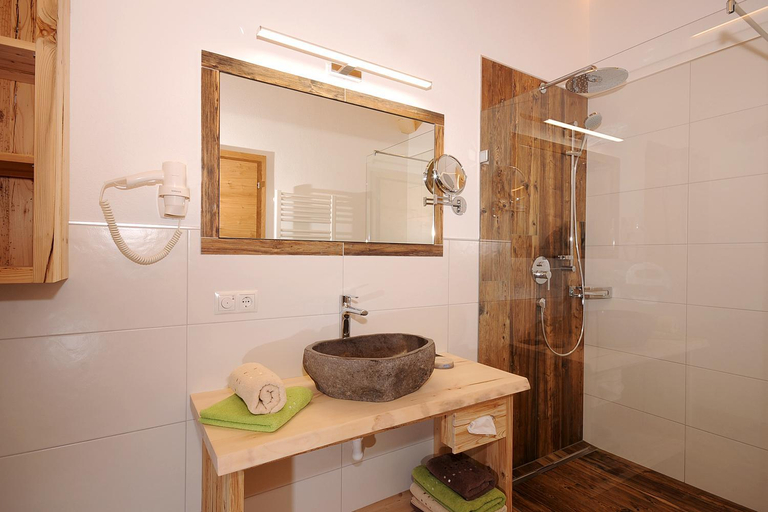 Bathroom 4, Apartment Christian, Schwaz