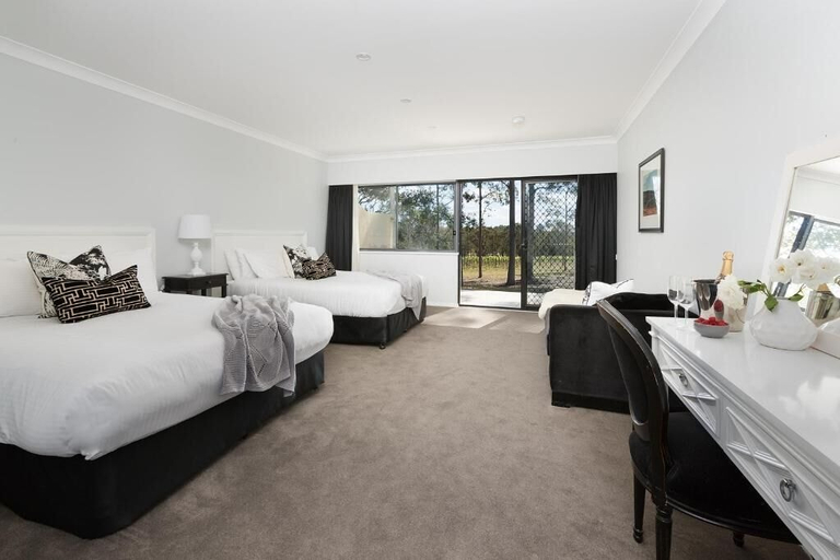 Bedroom 2, Nu Leaf Retreat, Singleton