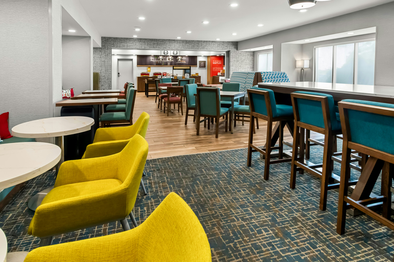 Food & Drinks 4, Hampton Inn by Hilton Dayton South, Montgomery