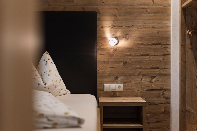 Bedroom 2, Chalet Schaller, Bolzano