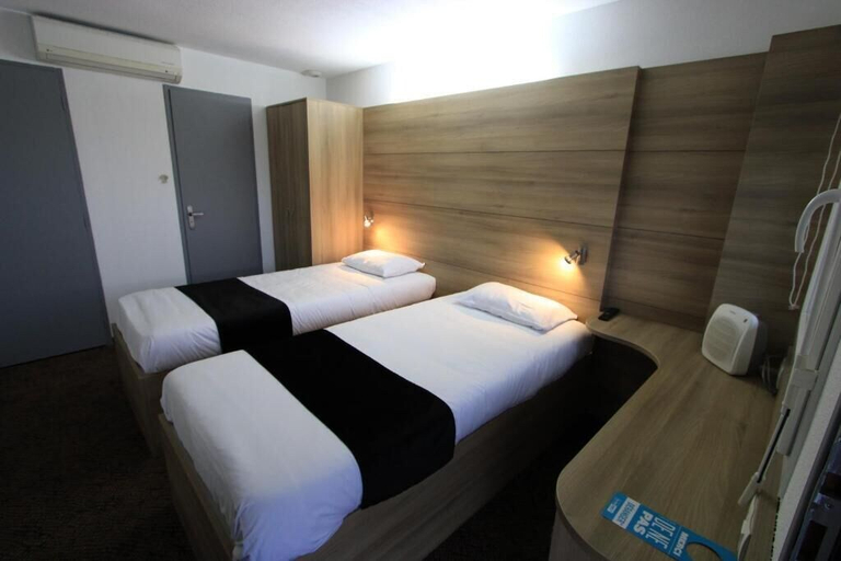 Bedroom 3, Enzo Hotels Loudeac, Côtes-d'Armor