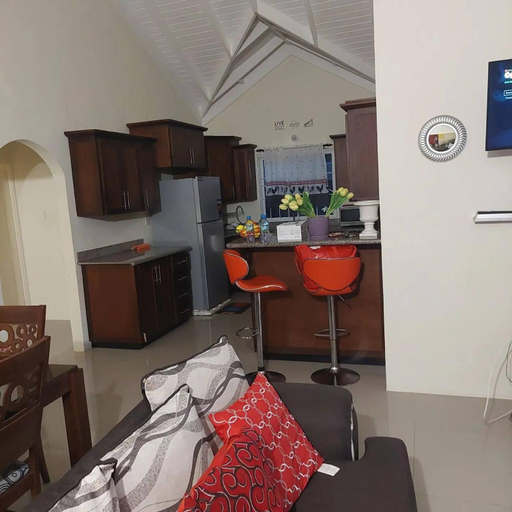 Others 4, Serenity Vacation Rental