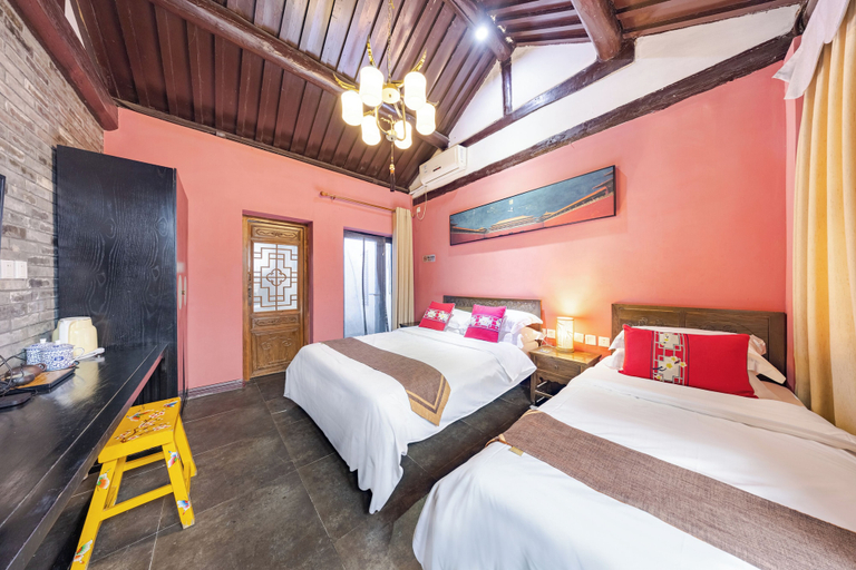 Room 2, Beijing Junhefu Nanluoguxiang Yard Hotel, Beijing