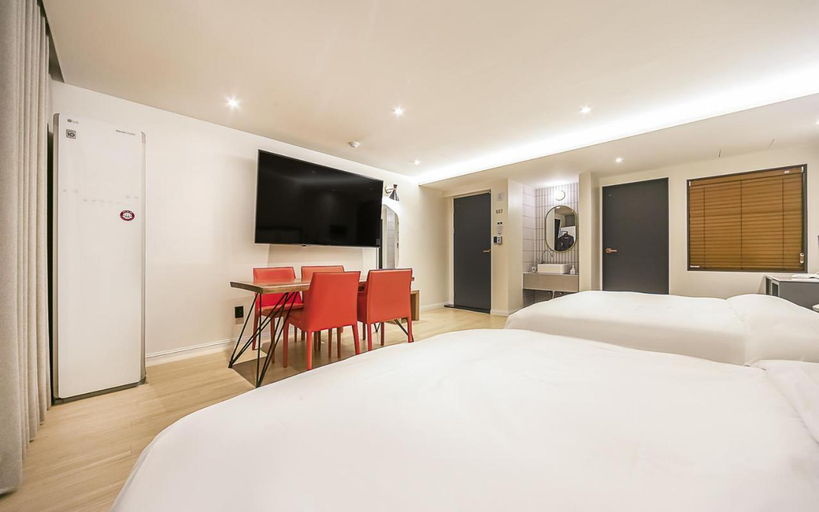Bedroom 2, Brown Dot Yeongildae Beach in Pohang, Pohang