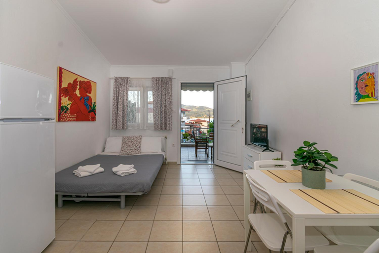 Others 3, Stratos & Magda's Apartments, Central Macedonia