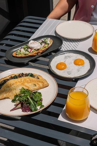 Food & Drinks 5, Zur Studios Suites, Beirut