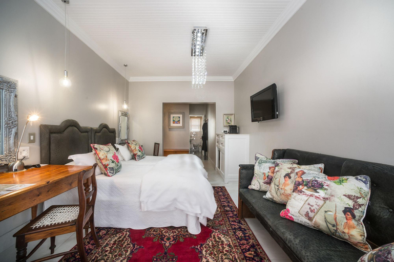 Room 5, Batavia Boutique, Cape Winelands
