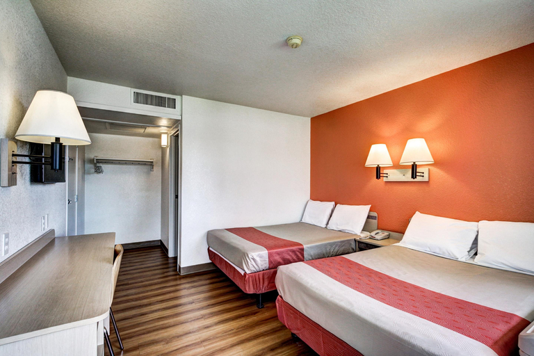 Room 2, Motel 6 Wells NV, Elko
