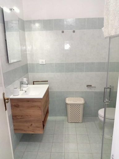 Bathroom, Dimora A' Muciara, Trapani