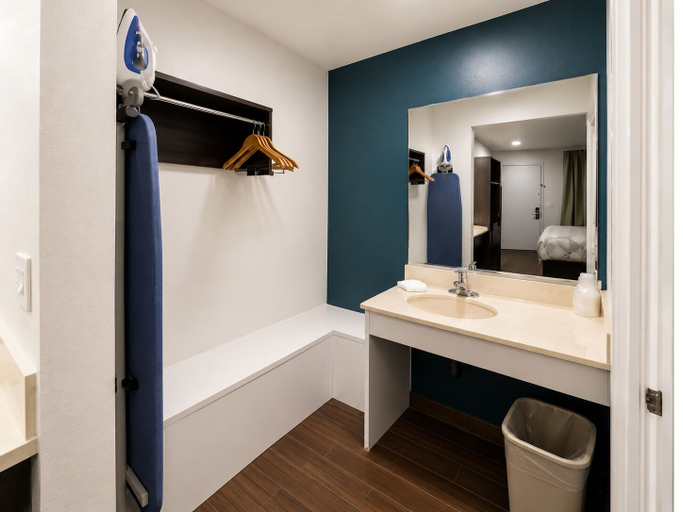 Bathroom 4, Value Stay Extended Stay Hemet, Riverside