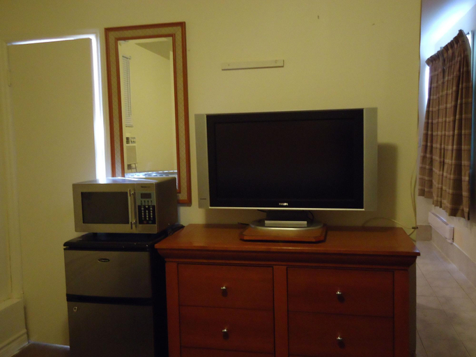 Bedroom 3, A1 Star Inn, Niagara