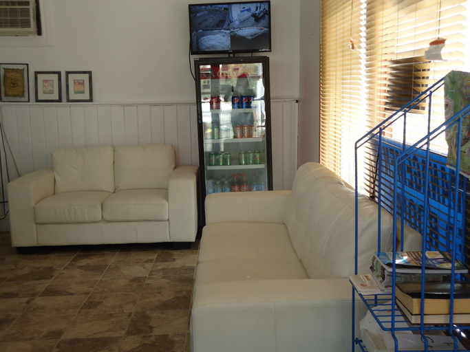 Public Area 2, A1 Star Inn, Niagara