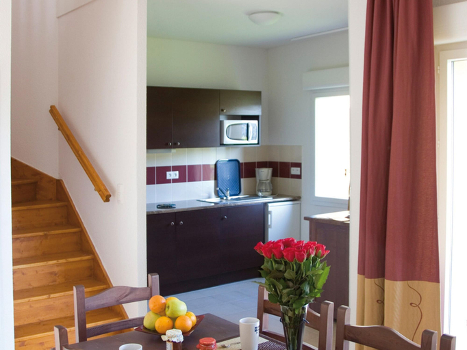 Private kitchen, Duplex Escape in the Heart of Dordogne, Dordogne