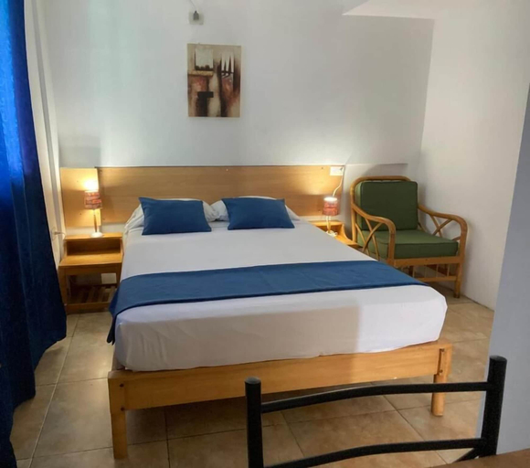 Room 4, HOTEL CASA LATINA MANTA, Manta