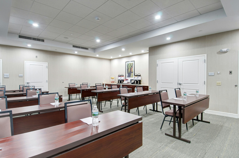 Food & Drinks 4, Hampton Inn Boston - Westborough, Worcester