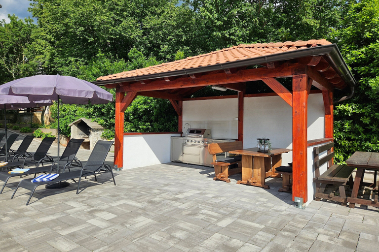 BBQ/picnic area, Villa Natali With Pool And Sea View, Kraljevica