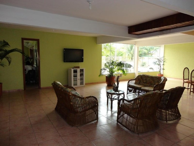 Public Area, Portal do Atlântico, Porto Seguro