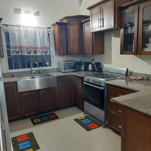 Others 3, Serenity Vacation Rental