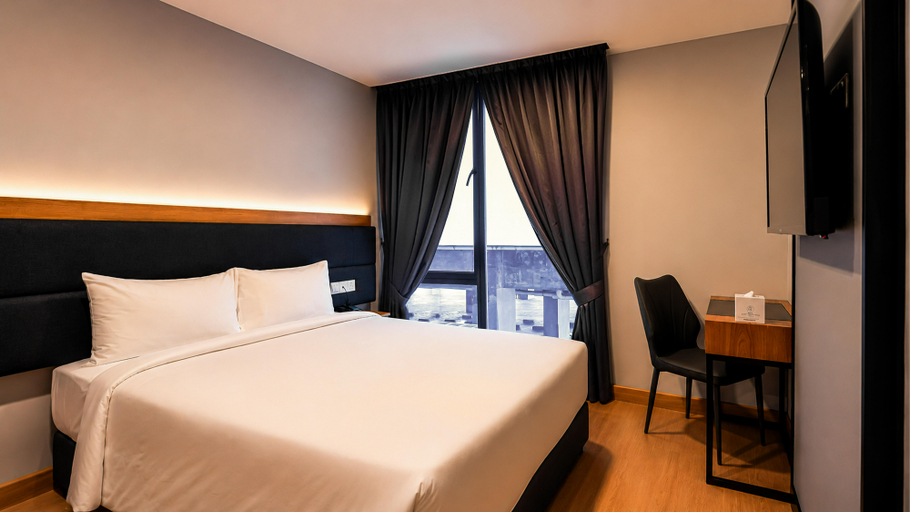 Others 3, Bond Hotel Rawang, Gombak