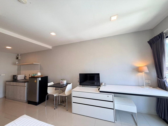 Bedroom 2, LKN GRAND 295 Room 301, Pathum Wan