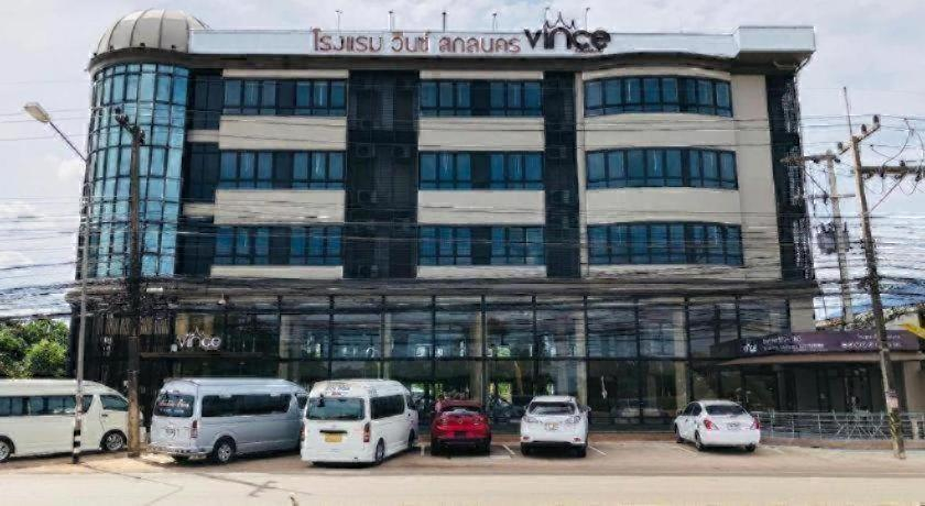 Others 5, Vince Sakon, Muang Sakon Nakhon