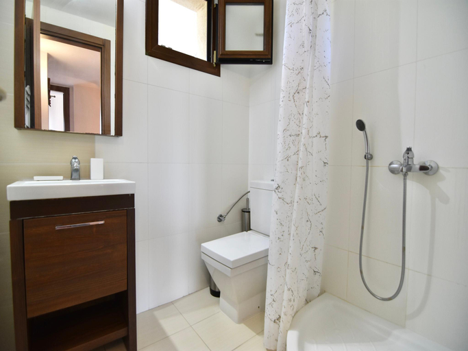 Bathroom 3, Stylish Maisonette with 3 Bedrooms in Vourvourou, Greece, Central Macedonia