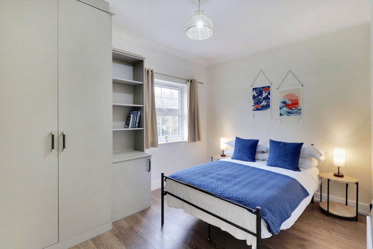 Room 5, Central Tunbridgewells Stylish Spacious for 10, Kent