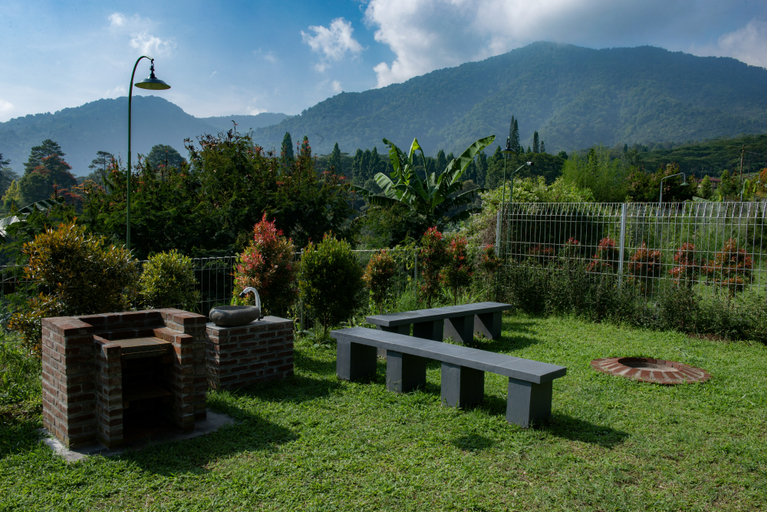 Others 4, Villa Favore, Bogor