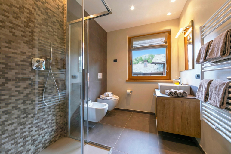 Bathroom 3, Casa Luminosa Ski in -Ski out 100m, Sondrio