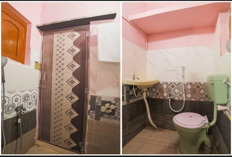 Bathroom, Hotel Rahul Residence, Kurnool