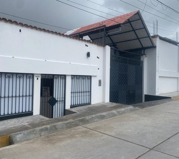 Exterior, Condor Palace, Pasco