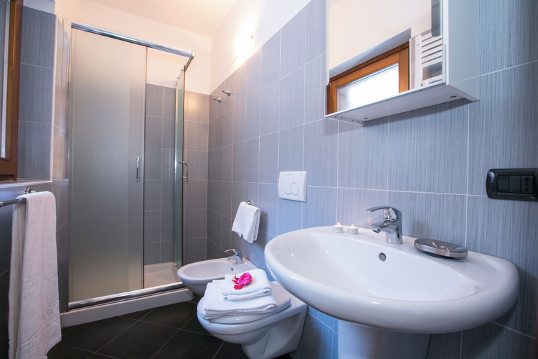 Bathroom 3, Borgo La Sorgente - Dolce Vita, Como
