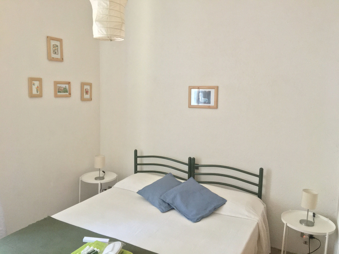 Bedroom 2, B&B Al Cavalluccio Marino, La Spezia
