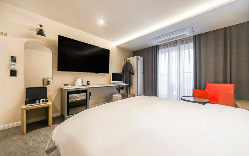 Bedroom 3, Brown Dot Yeongildae Beach in Pohang, Pohang