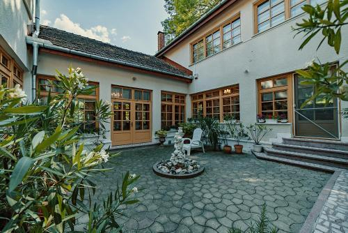 Others 3, Villa Alba by Akasha Retreat, Bran
