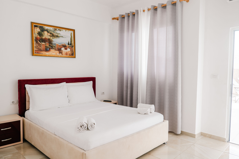 Room 3, Vila Finnley, Sarandës
