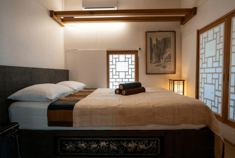Bedroom 2, GyeongHamjeong, Andong