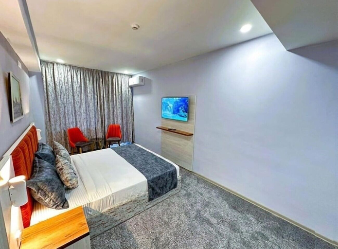 Bedroom 4, Golden Plaza Hotel, Baku