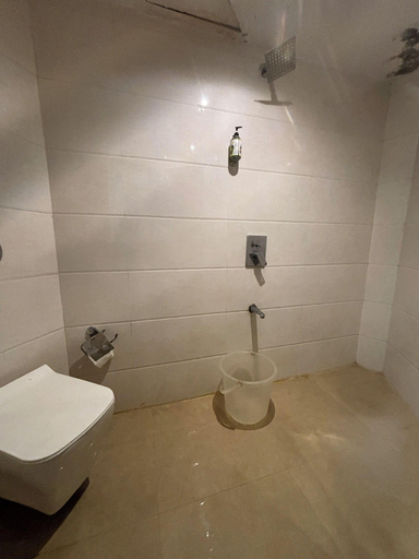Bathroom 4, Hotel Powai Palace, Mumbai Suburban