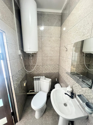Bathroom 2, Sayak Hostel , Ak-Suu
