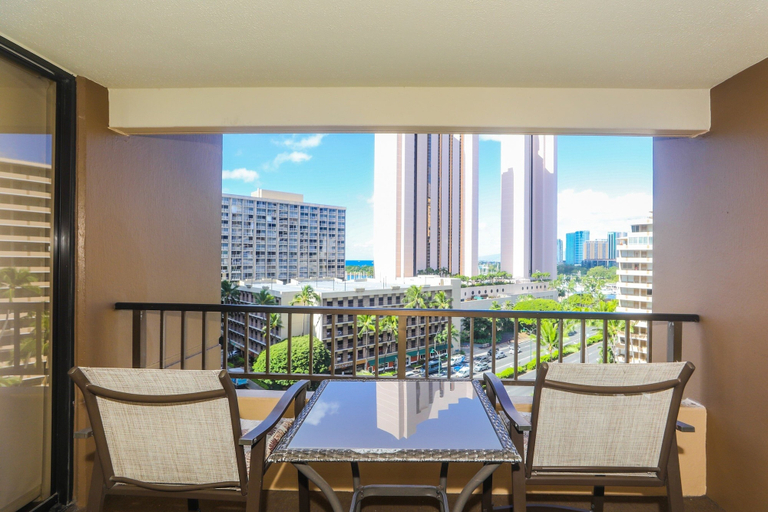 Others 5, Discovery Bay One Bedroom Condos with Kitchen & Free Wifi!, Honolulu