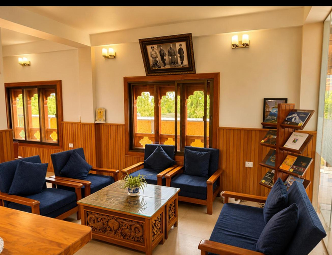 Public Area, Tshang Tshang Villa, Lamgong